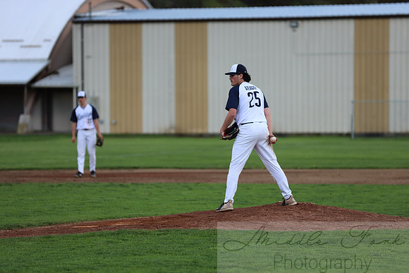 724A3607